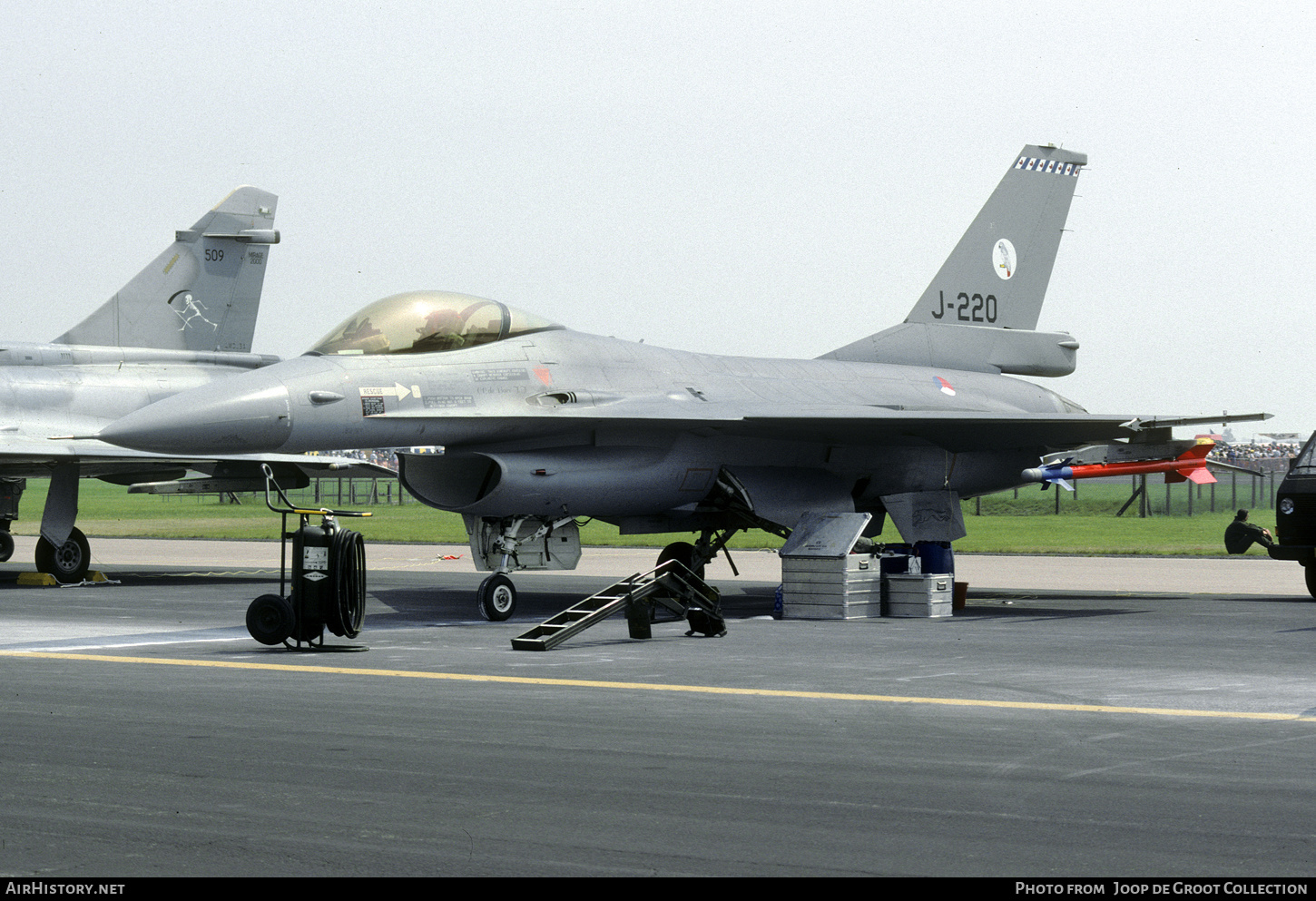 Aircraft Photo of J-220 | General Dynamics F-16A Fighting Falcon | Netherlands - Air Force | AirHistory.net #339323