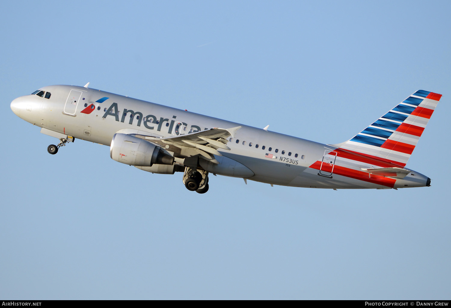Aircraft Photo of N753US | Airbus A319-112 | American Airlines | AirHistory.net #339395
