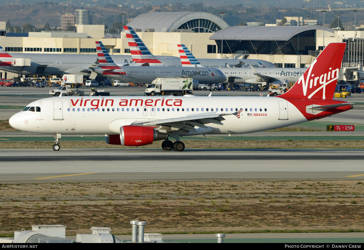 Aircraft Photo of N844VA | Airbus A320-214 | Virgin America | AirHistory.net #339402