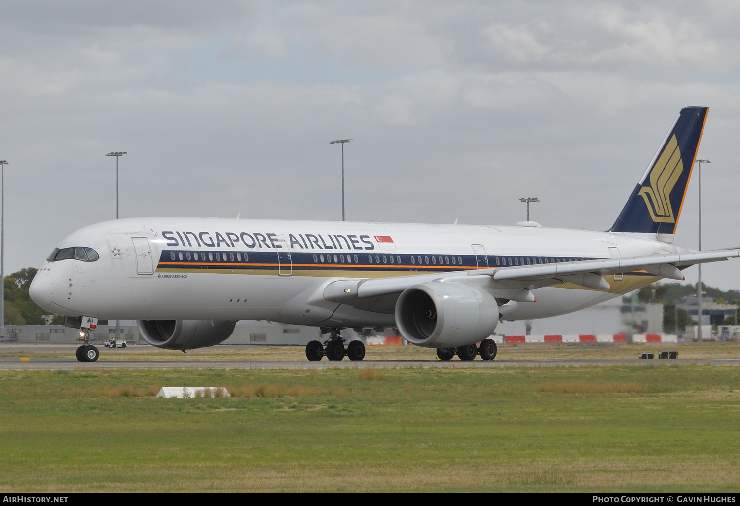 Aircraft Photo of 9V-SMH | Airbus A350-941 | Singapore Airlines | AirHistory.net #339429