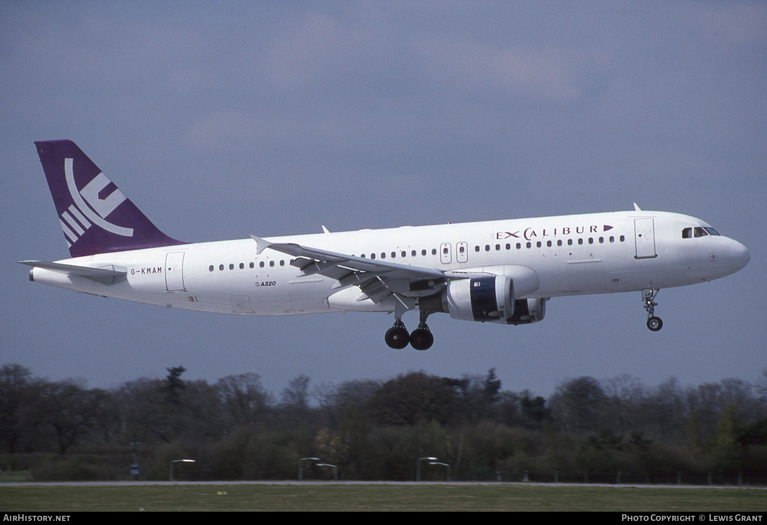 Aircraft Photo of G-KMAM | Airbus A320-211 | Excalibur | AirHistory.net #339445