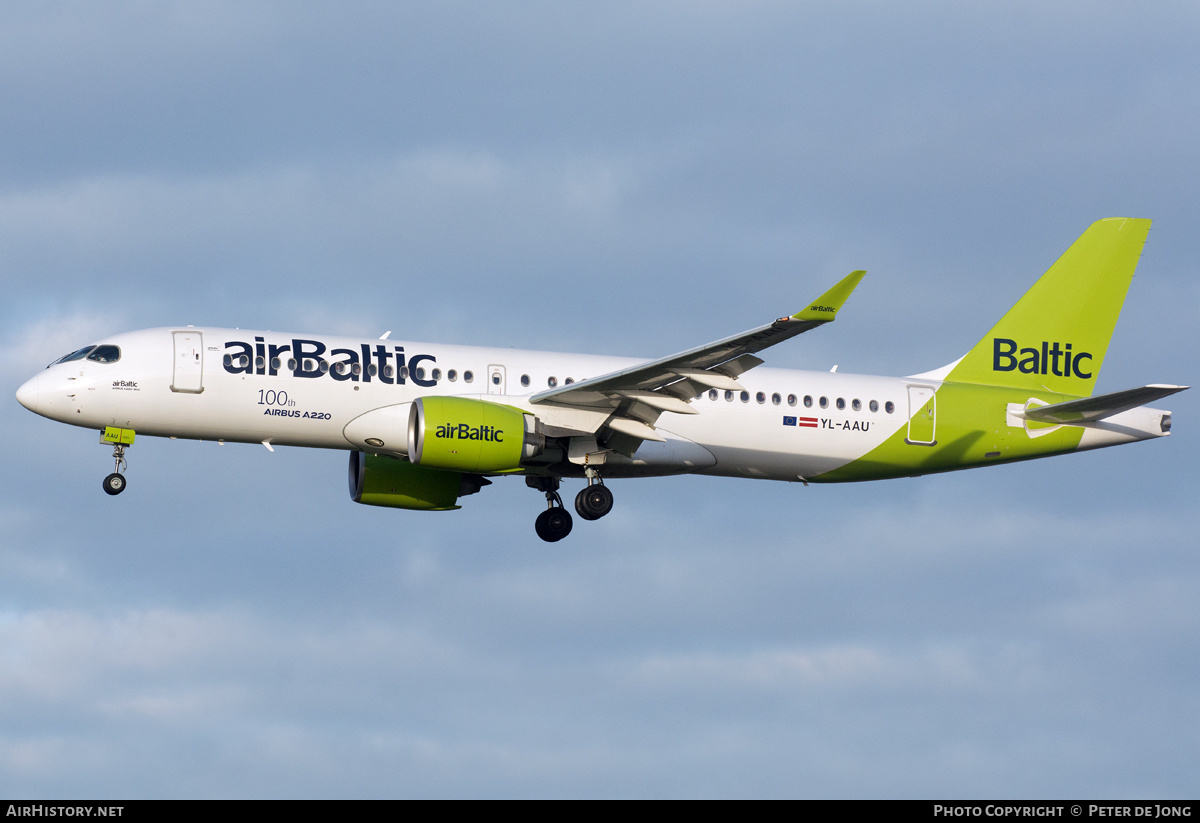 Aircraft Photo of YL-AAU | Airbus A220-371 (BD-500-1A11) | AirBaltic | AirHistory.net #339483