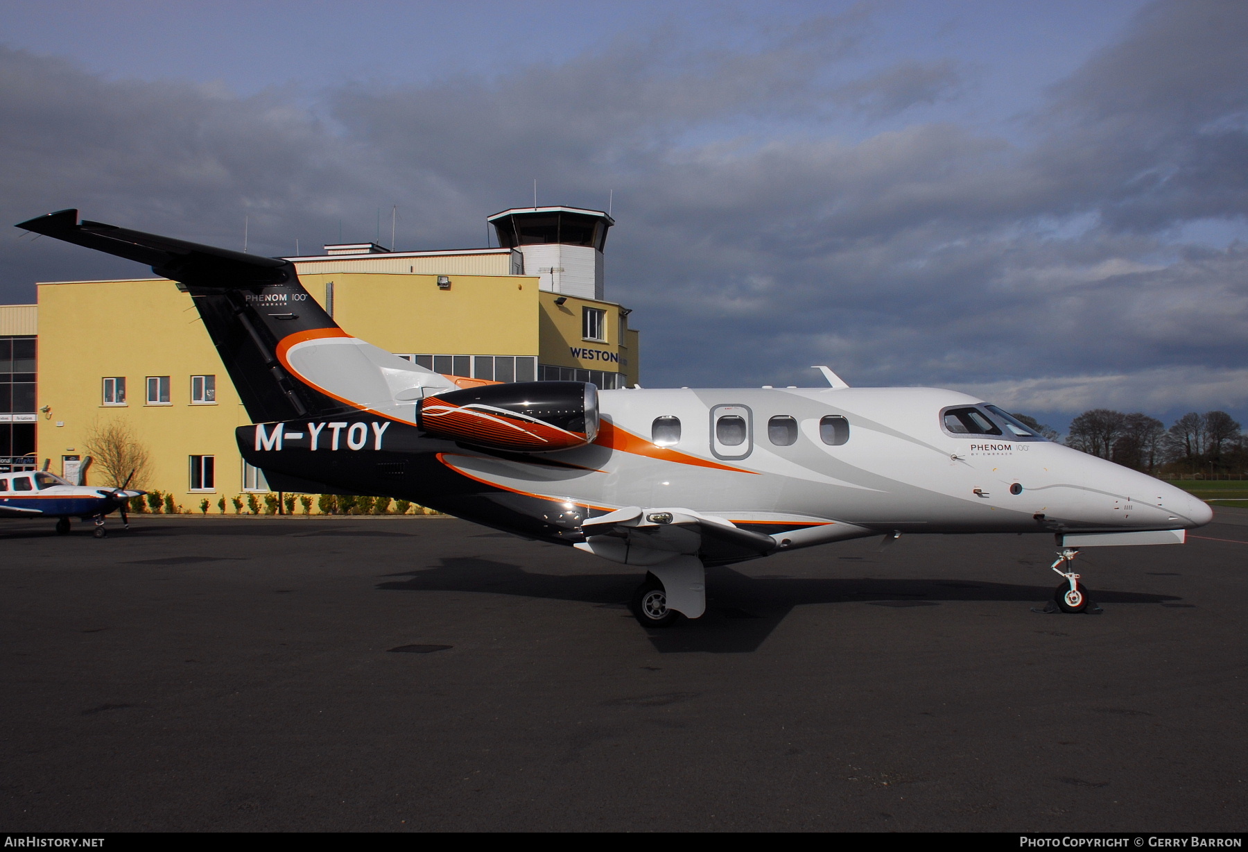 Aircraft Photo of M-YTOY | Embraer EMB-500 Phenom 100 | AirHistory.net #339496