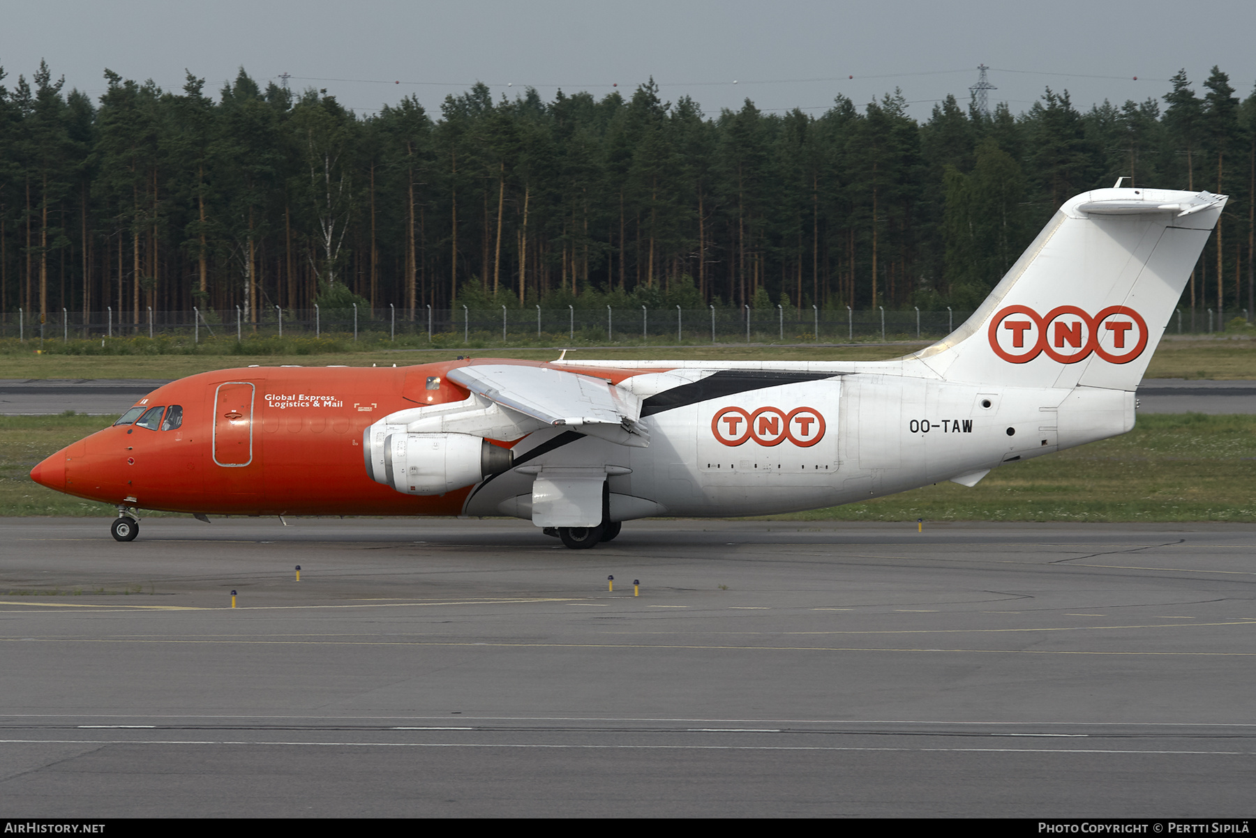 Aircraft Photo of OO-TAW | British Aerospace BAe-146-200QT Quiet Trader | TNT Airways | AirHistory.net #339534