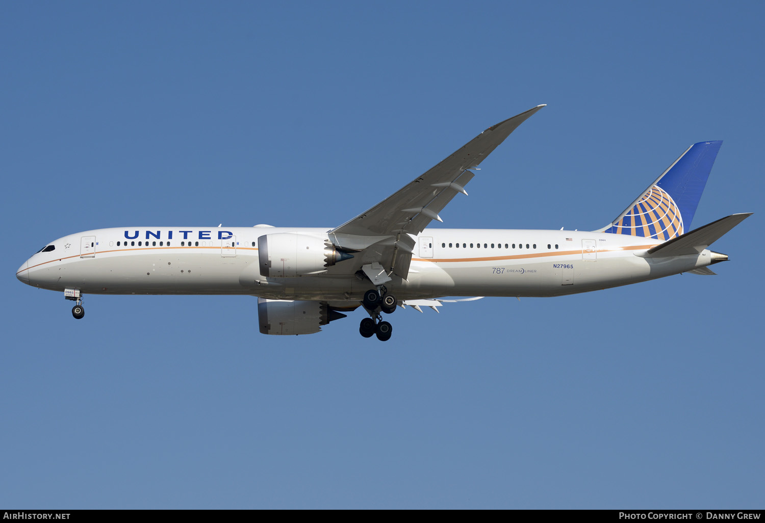 Aircraft Photo of N27965 | Boeing 787-9 Dreamliner | United Airlines | AirHistory.net #339615