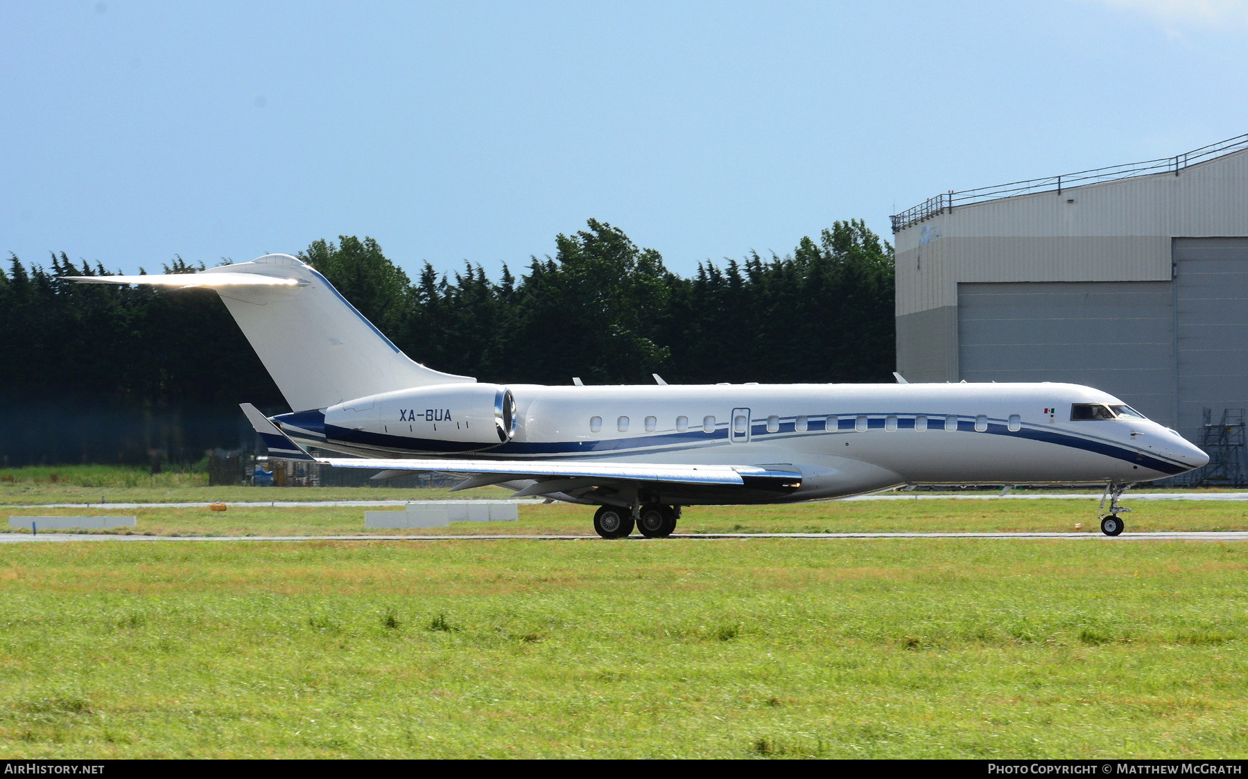 Aircraft Photo of XA-BUA | Bombardier Global 6000 (BD-700-1A10) | AirHistory.net #339624