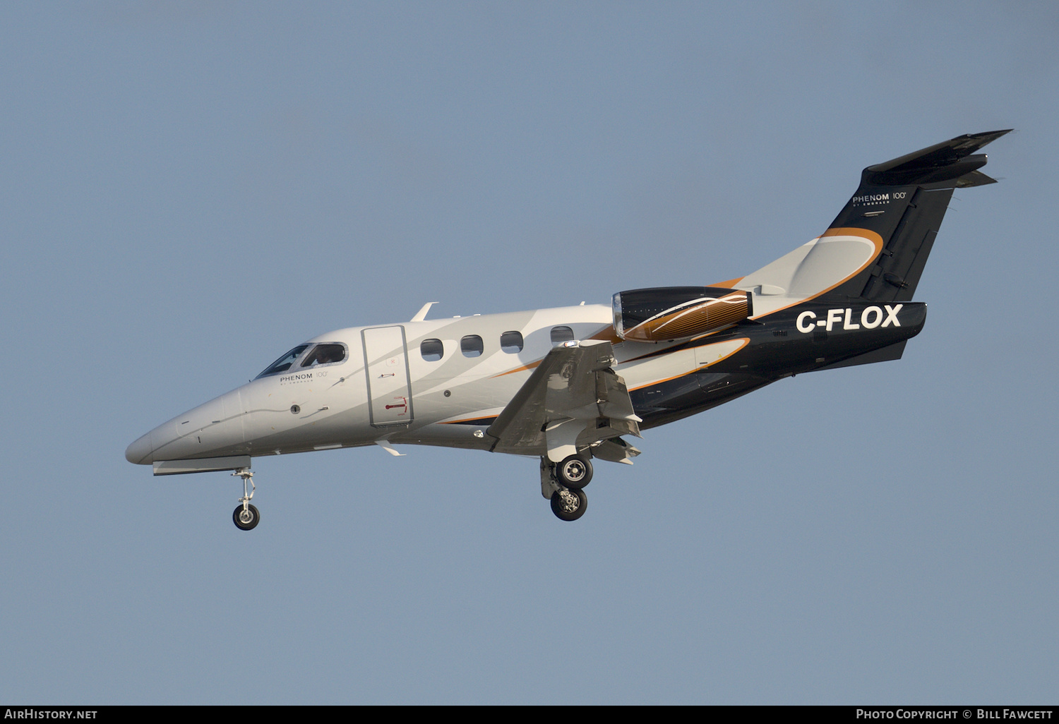 Aircraft Photo of C-FLOX | Embraer EMB-500 Phenom 100 | AirHistory.net #339688