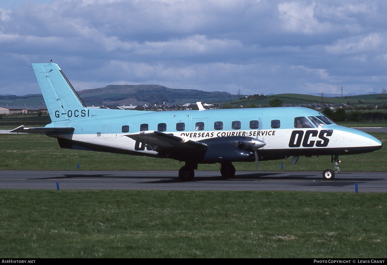 Aircraft Photo of G-OCSI | Embraer EMB-110P2 Bandeirante | Overseas Courier Service - OCS | AirHistory.net #339706