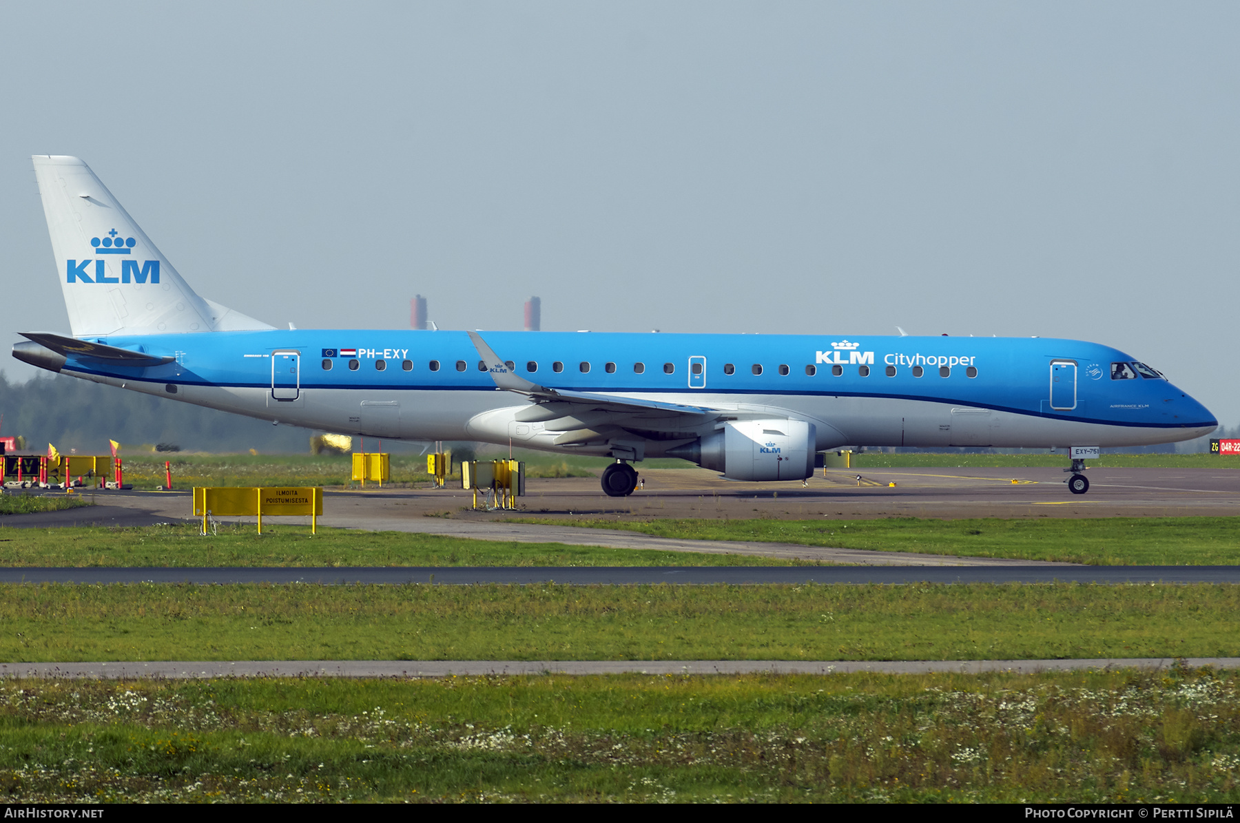 Aircraft Photo of PH-EXY | Embraer 190STD (ERJ-190-100STD) | KLM Cityhopper | AirHistory.net #339720