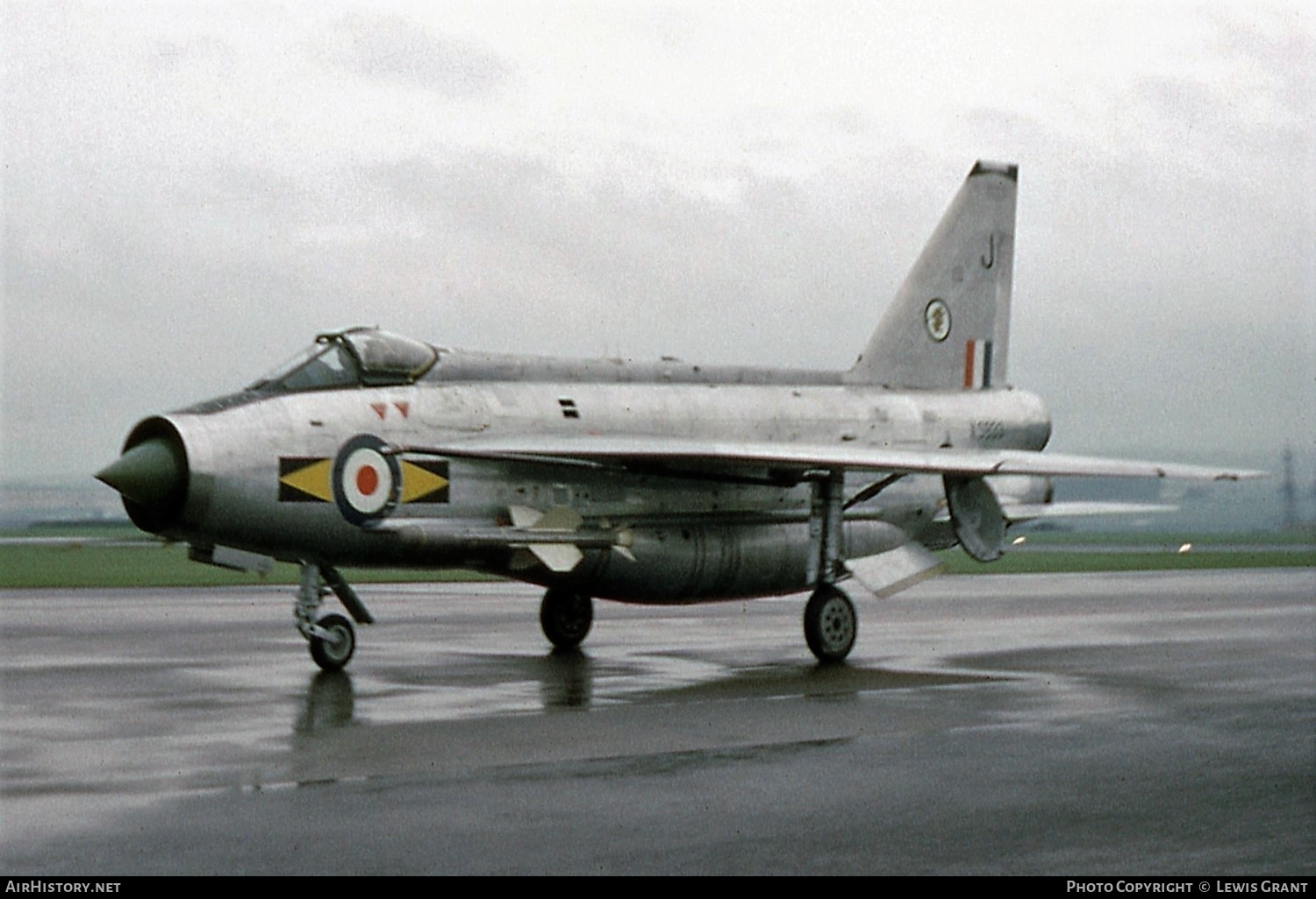 Aircraft Photo of XS933 | English Electric Lightning F6 | UK - Air Force | AirHistory.net #339723