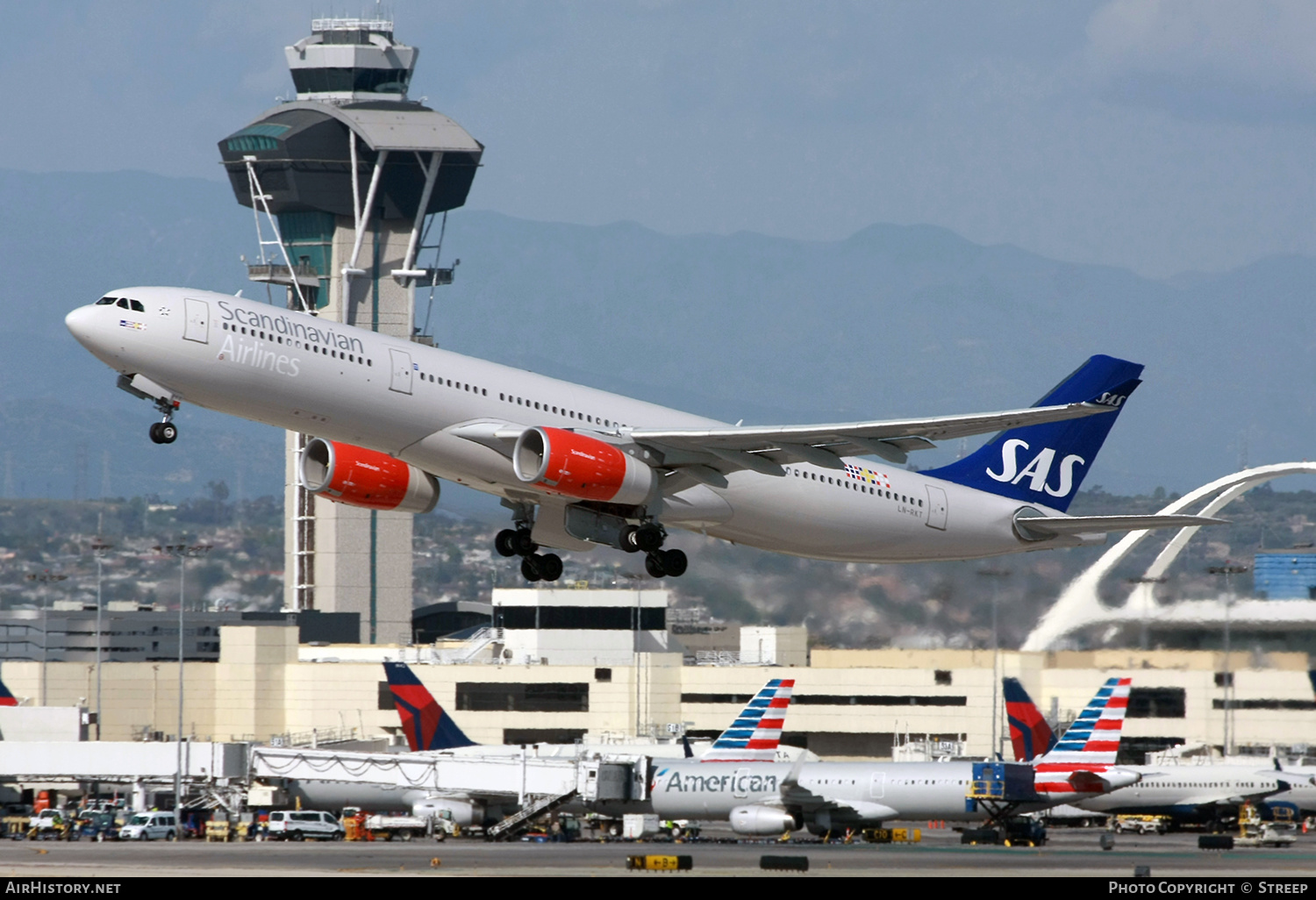 Aircraft Photo of LN-RKT | Airbus A330-343 | Scandinavian Airlines - SAS | AirHistory.net #339826