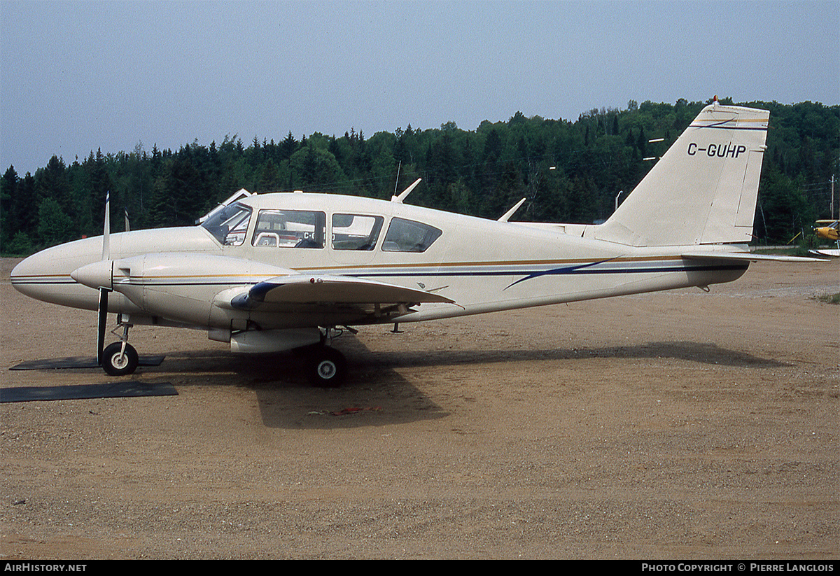Aircraft Photo of C-GUHP | Piper PA-23-250 Aztec | AirHistory.net #339836