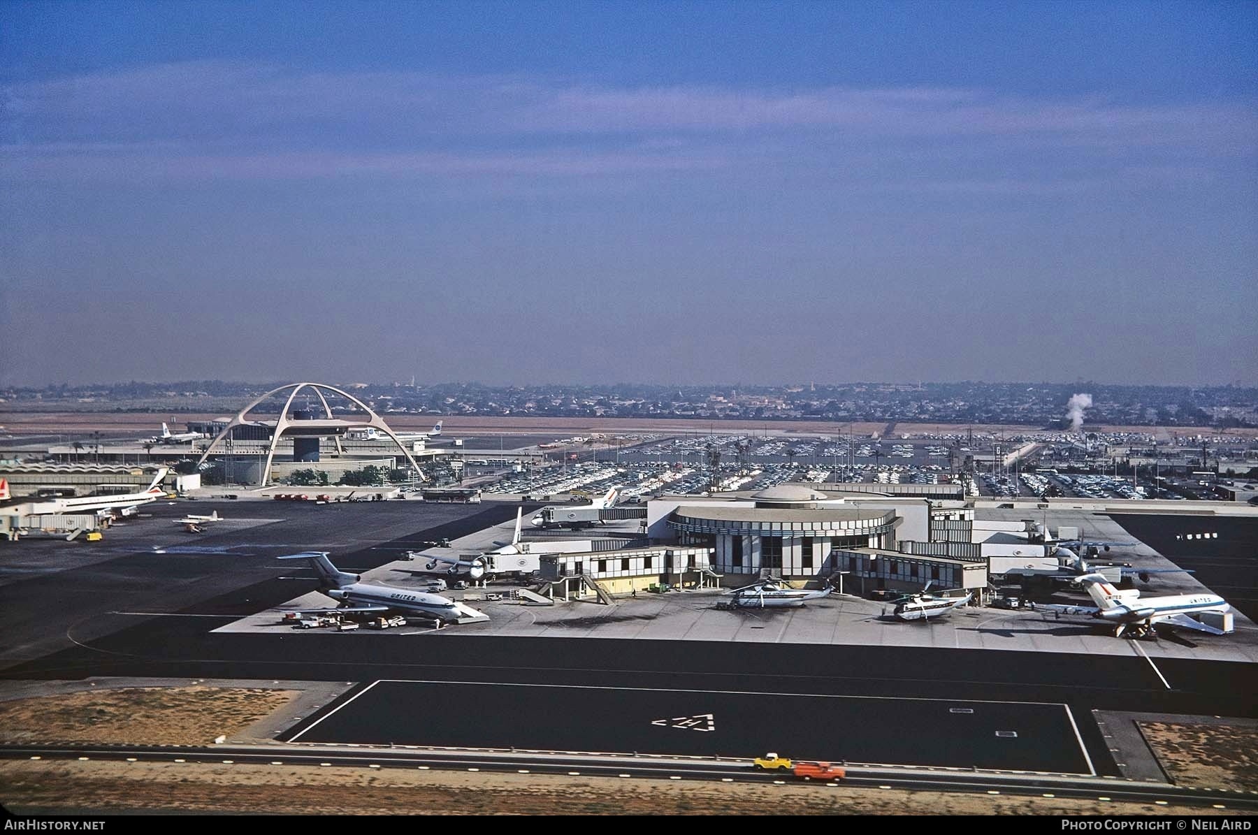 Airport photo of Los Angeles - International (KLAX / LAX) in California, United States | AirHistory.net #339837