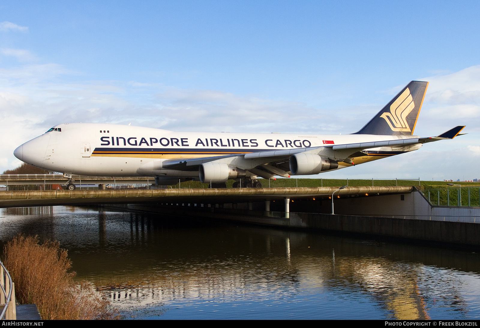 Aircraft Photo of 9V-SFG | Boeing 747-412F/SCD | Singapore Airlines Cargo | AirHistory.net #339913