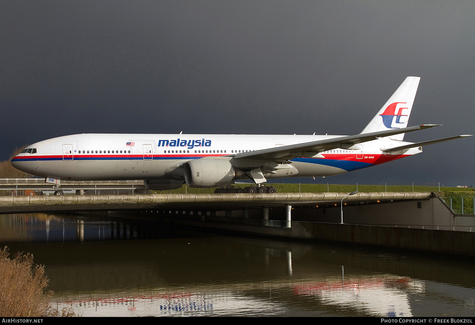 Aircraft Photo of 9M-MRM | Boeing 777-2H6/ER | Malaysia Airlines | AirHistory.net #339935