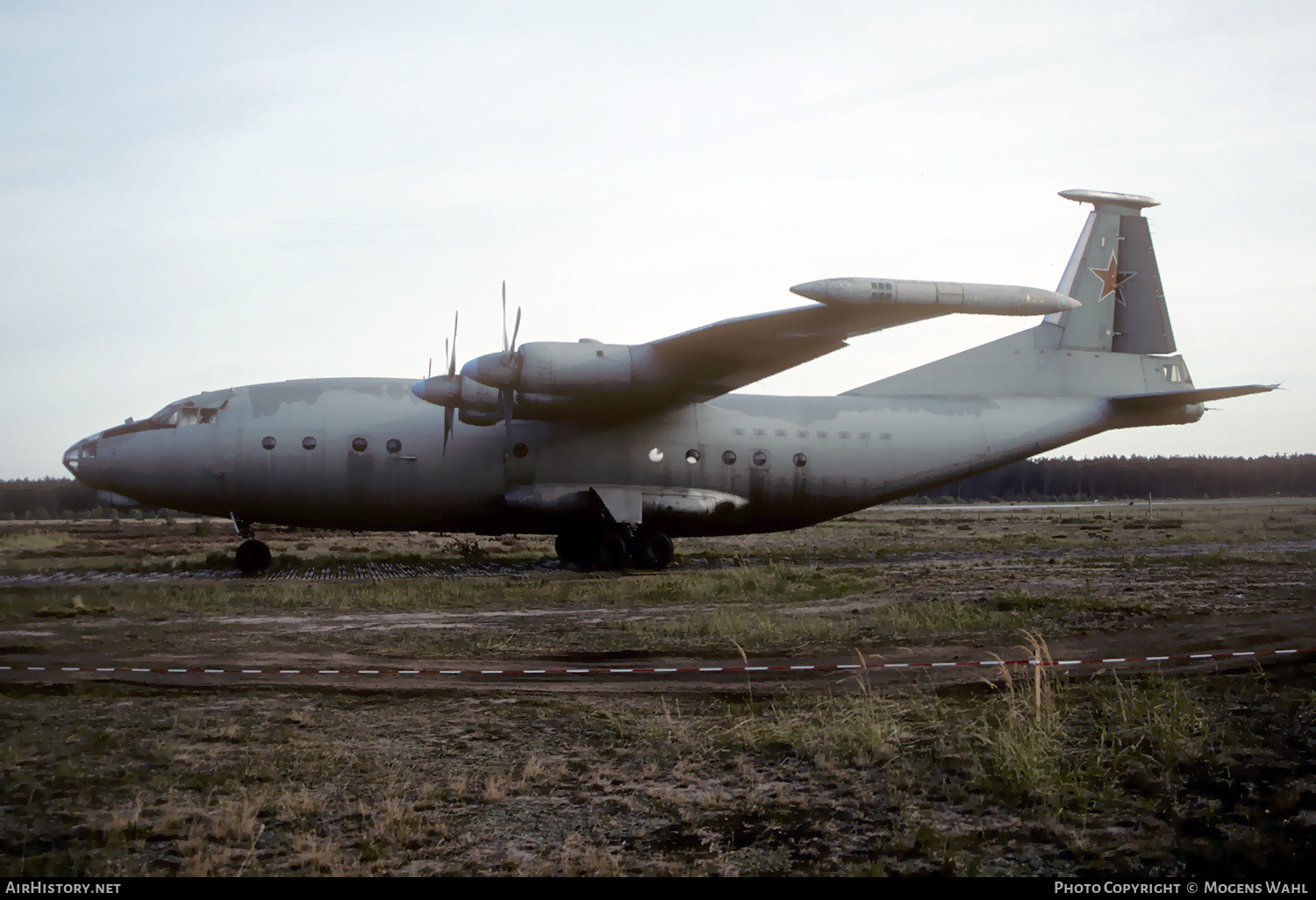Aircraft Photo of No Reg | Antonov An-12LL | Soviet Union - Air Force | AirHistory.net #339966