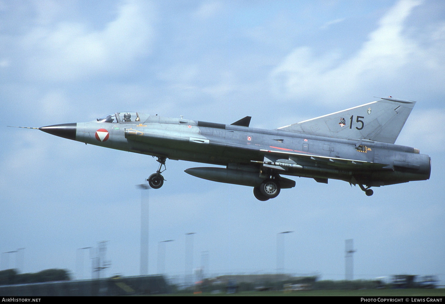 Aircraft Photo of 15 | Saab J35Oe Draken | Austria - Air Force | AirHistory.net #339983