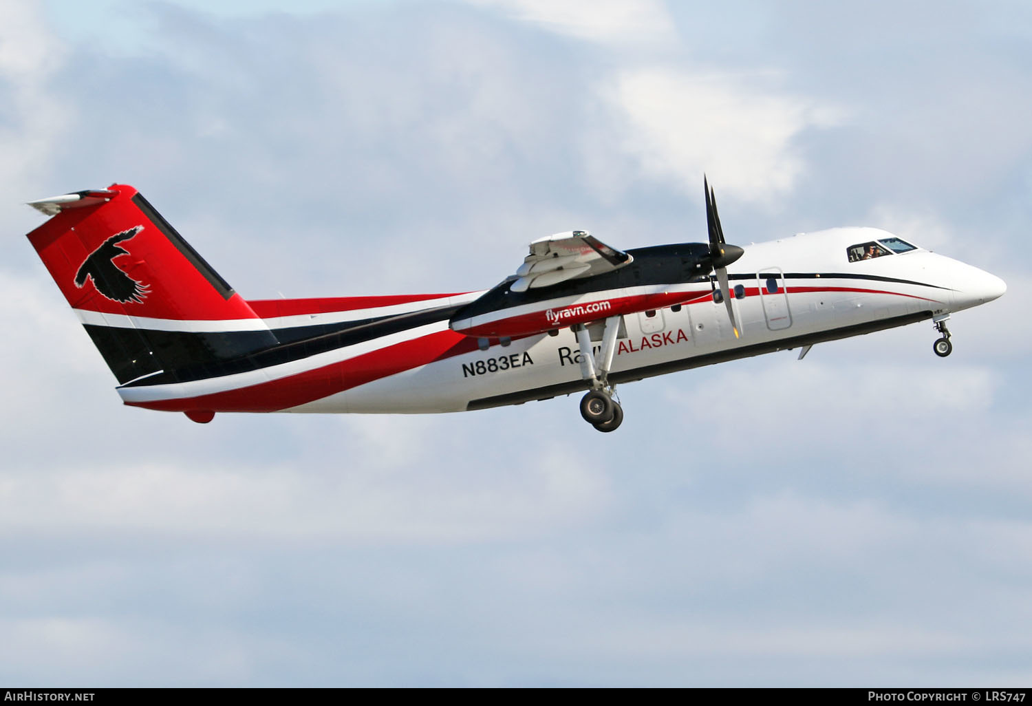 Aircraft Photo of N883EA | De Havilland Canada DHC-8-106 Dash 8 | Ravn Alaska | AirHistory.net #340018