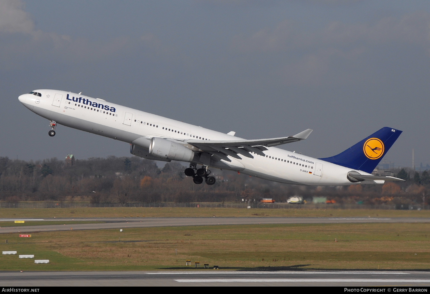 Aircraft Photo of D-AIKK | Airbus A330-343 | Lufthansa | AirHistory.net #340031