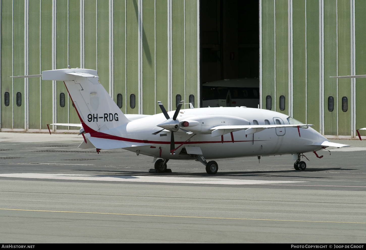 Aircraft Photo of 9H-RDG | Piaggio P-180 Avanti | AirHistory.net #340139