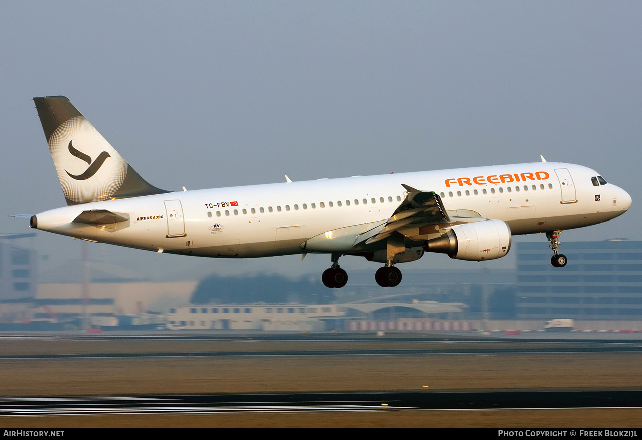 Aircraft Photo of TC-FBV | Airbus A320-214 | Freebird Airlines | AirHistory.net #340199