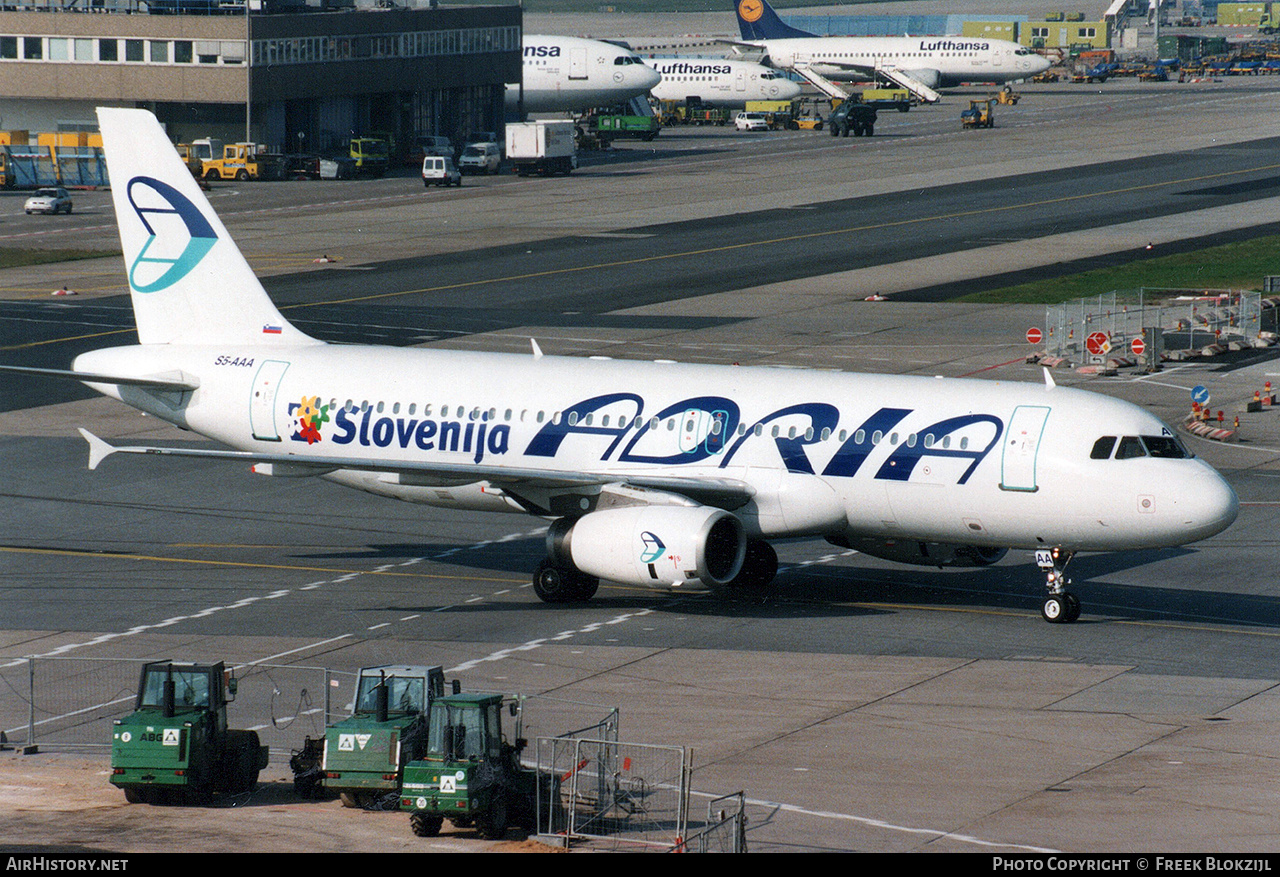 Aircraft Photo of S5-AAA | Airbus A320-231 | Adria Airways | AirHistory.net #340330