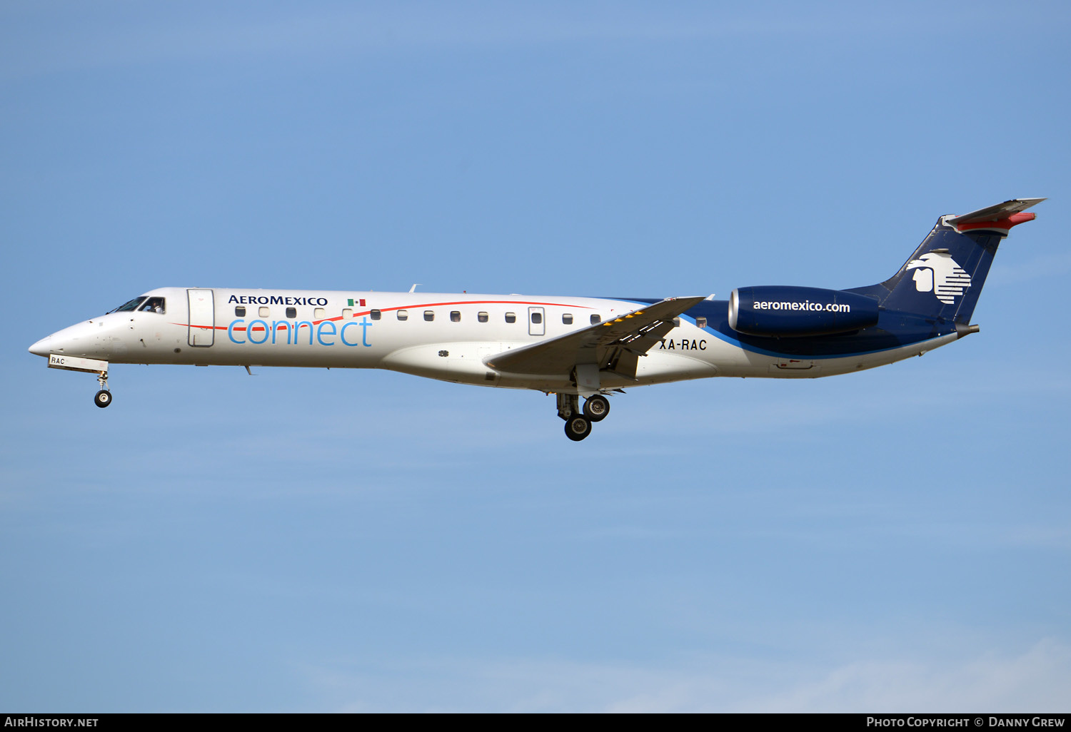 Aircraft Photo of XA-RAC | Embraer ERJ-145LR (EMB-145LR) | AeroMéxico Connect | AirHistory.net #340406