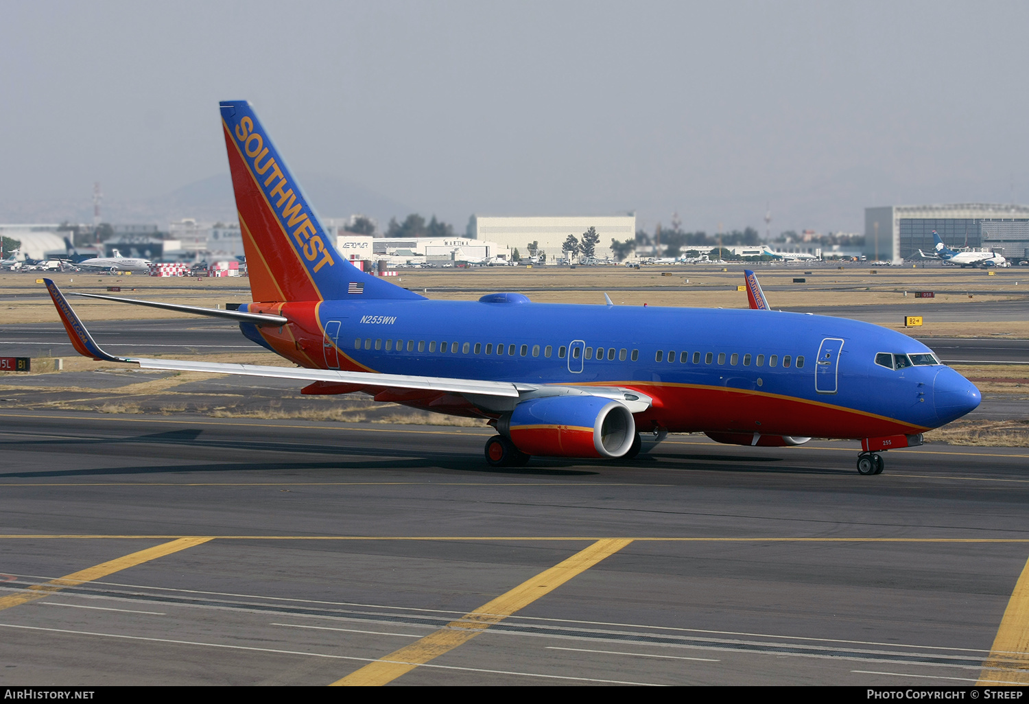 Aircraft Photo of N255WN | Boeing 737-7H4 | Southwest Airlines | AirHistory.net #340454