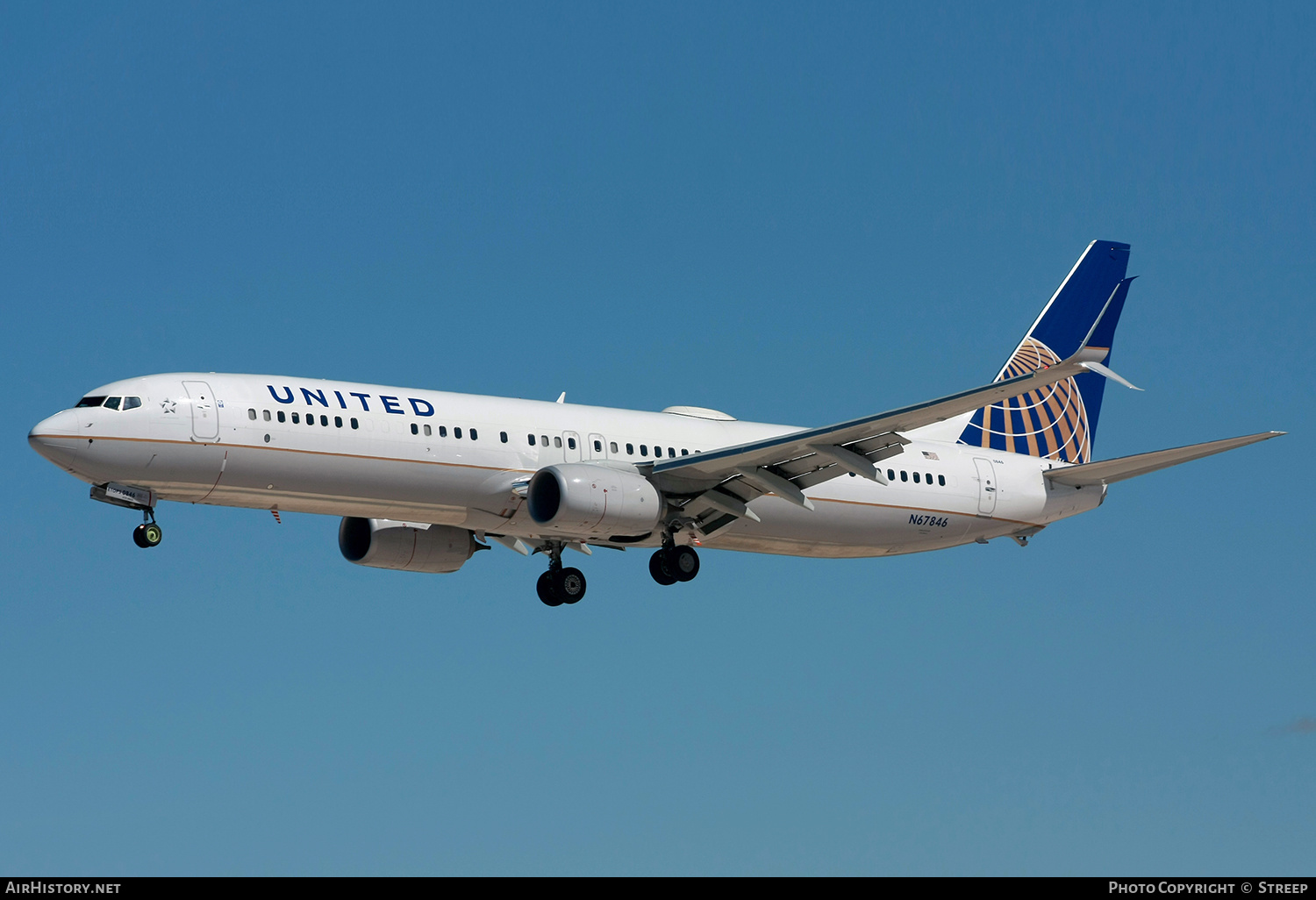 Aircraft Photo of N67846 | Boeing 737-924/ER | AirHistory.net #340461
