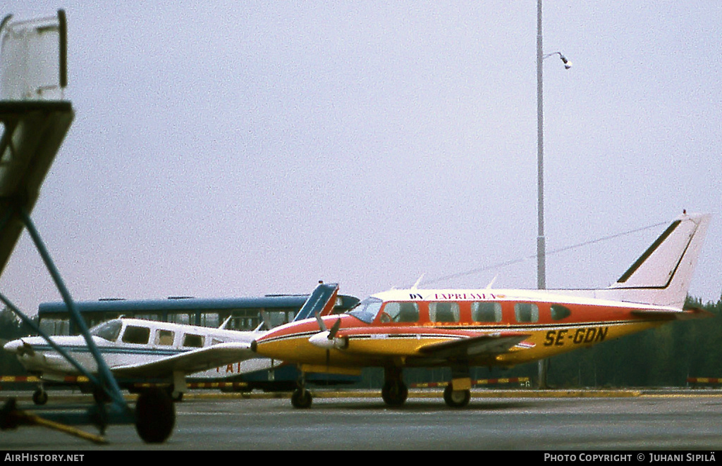 Aircraft Photo of SE-GDN | Piper PA-31-310 Navajo B | DN - Dagens Nyheter | AirHistory.net #340531