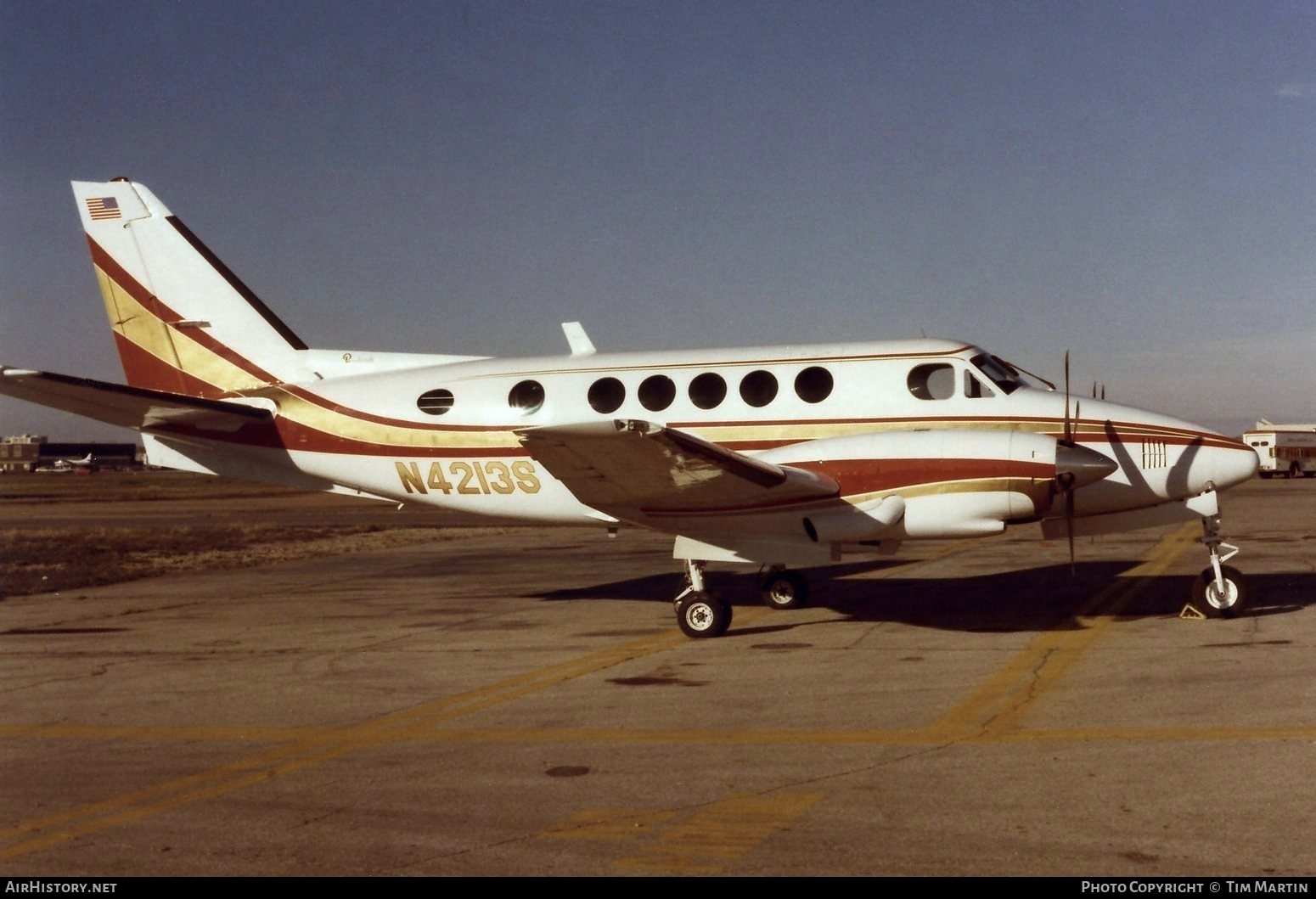 Aircraft Photo of N4213S | Beech B100 King Air | AirHistory.net #340576