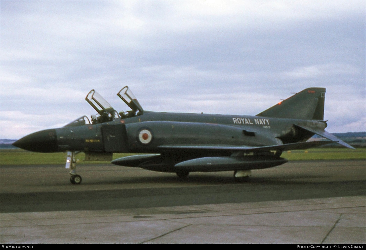 Aircraft Photo of XV570 | McDonnell Douglas F-4K Phantom FG1 | UK - Navy | AirHistory.net #340634