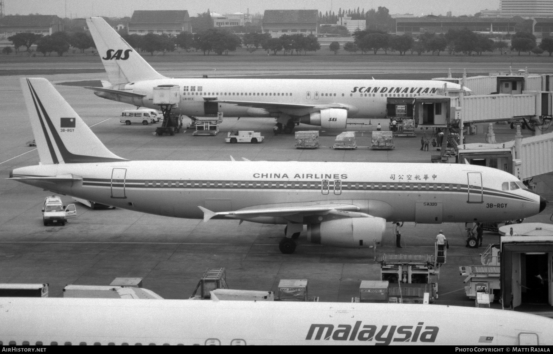 Aircraft Photo of 3B-RGY | Airbus A320-231 | China Airlines | AirHistory.net #340735