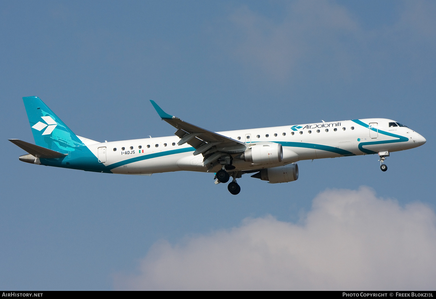 Aircraft Photo of I-ADJS | Embraer 195LR (ERJ-190-200LR) | Air Dolomiti | AirHistory.net #340805