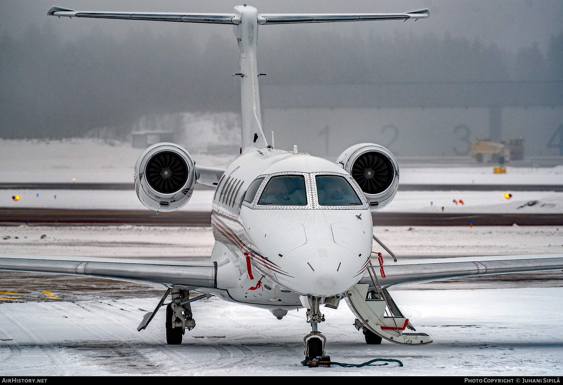 Aircraft Photo of CS-PHG | Embraer EMB-505 Phenom 300 | AirHistory.net #340867