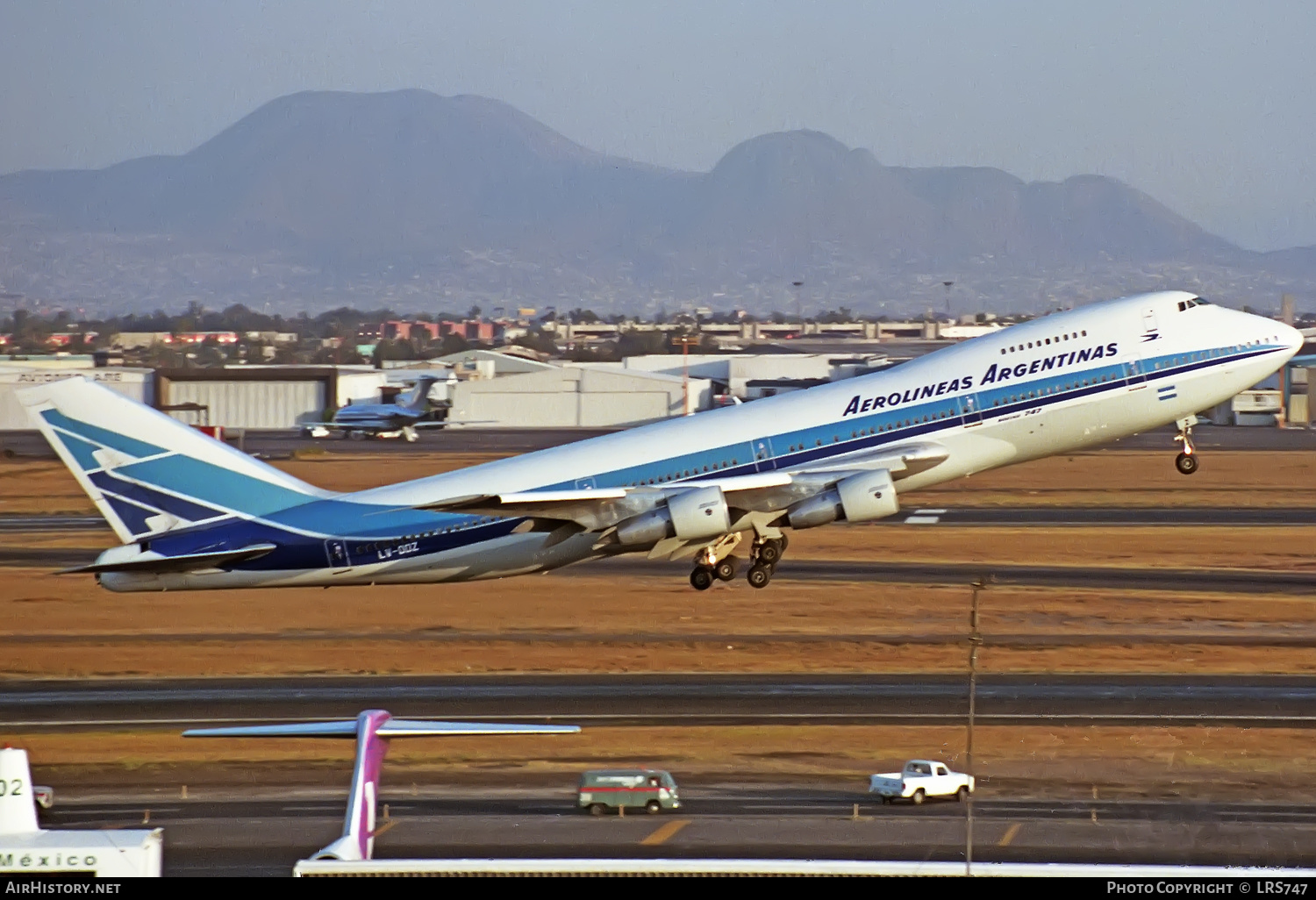 Aircraft Photo of LV-OOZ | Boeing 747-287B | Aerolíneas Argentinas | AirHistory.net #340978