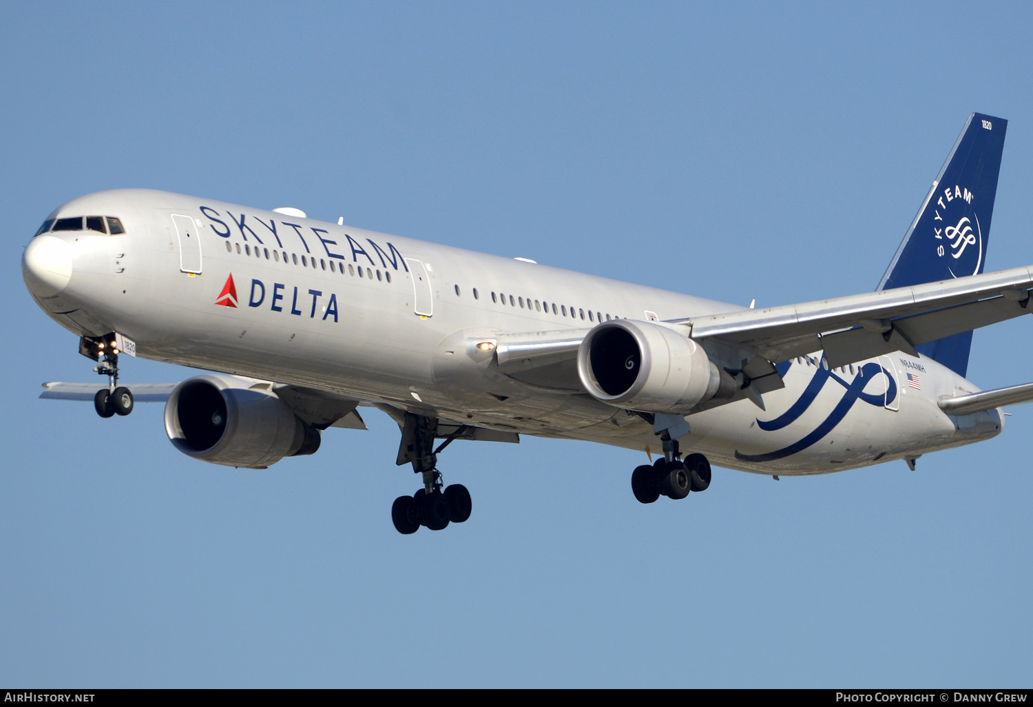 Aircraft Photo of N844MH | Boeing 767-432/ER | Delta Air Lines | AirHistory.net #341082