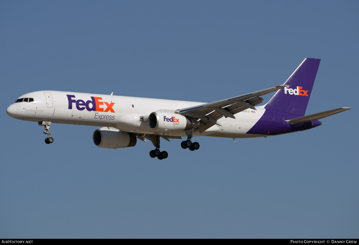 Aircraft Photo of N960FD | Boeing 757-236/SF | FedEx Express | AirHistory.net #341105