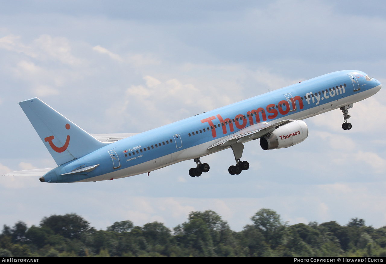 Aircraft Photo of G-BYAP | Boeing 757-204 | Thomsonfly | AirHistory.net #341167