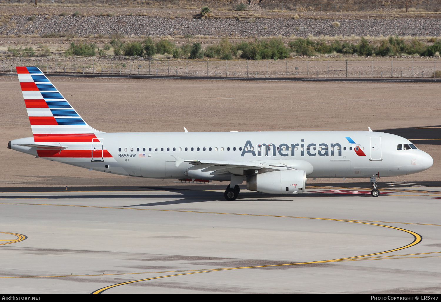 Aircraft Photo of N659AW | Airbus A320-232 | American Airlines | AirHistory.net #341277