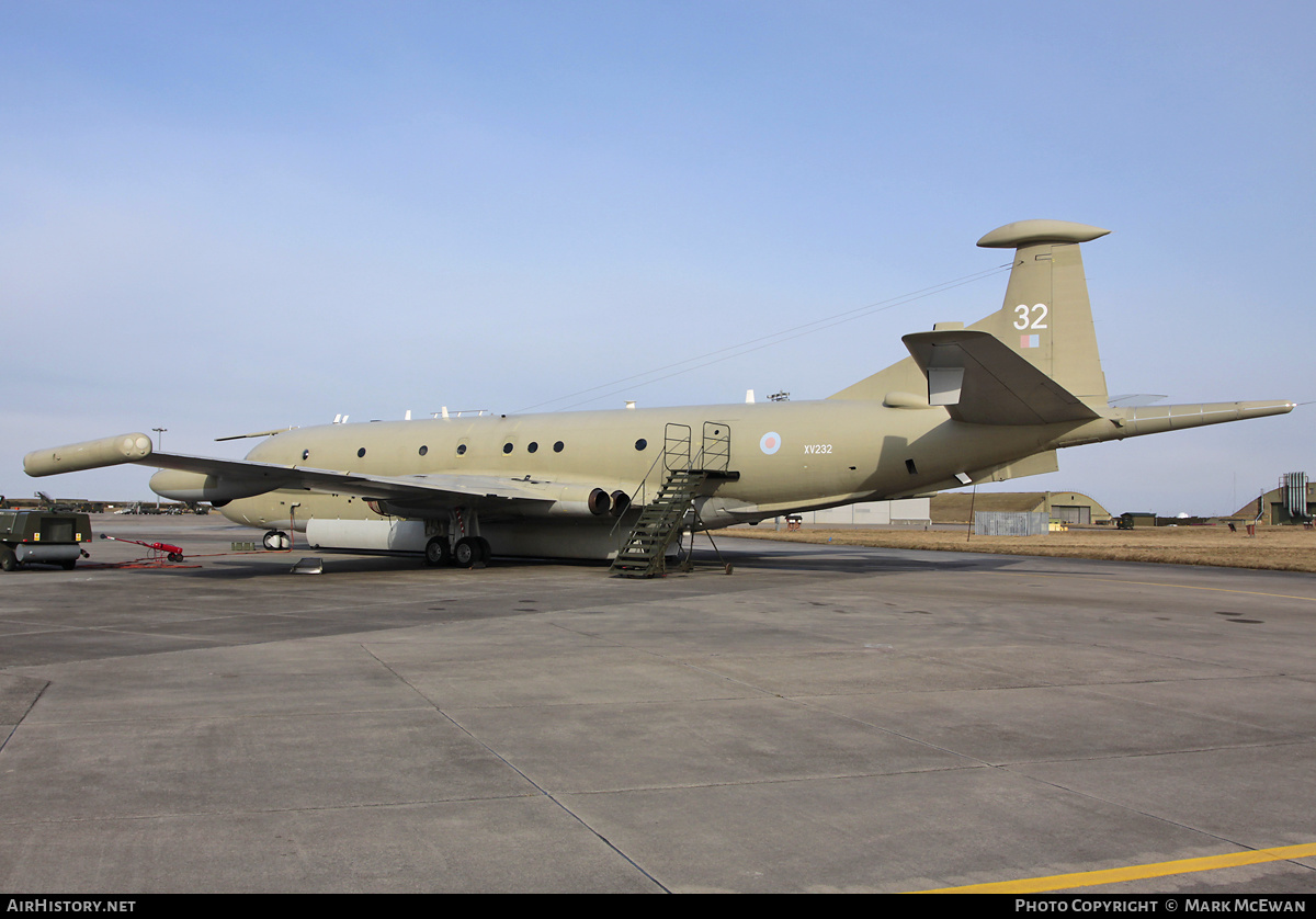 Aircraft Photo of XV232 | Hawker Siddeley HS-801 Nimrod MR.2P | UK - Air Force | AirHistory.net #341298