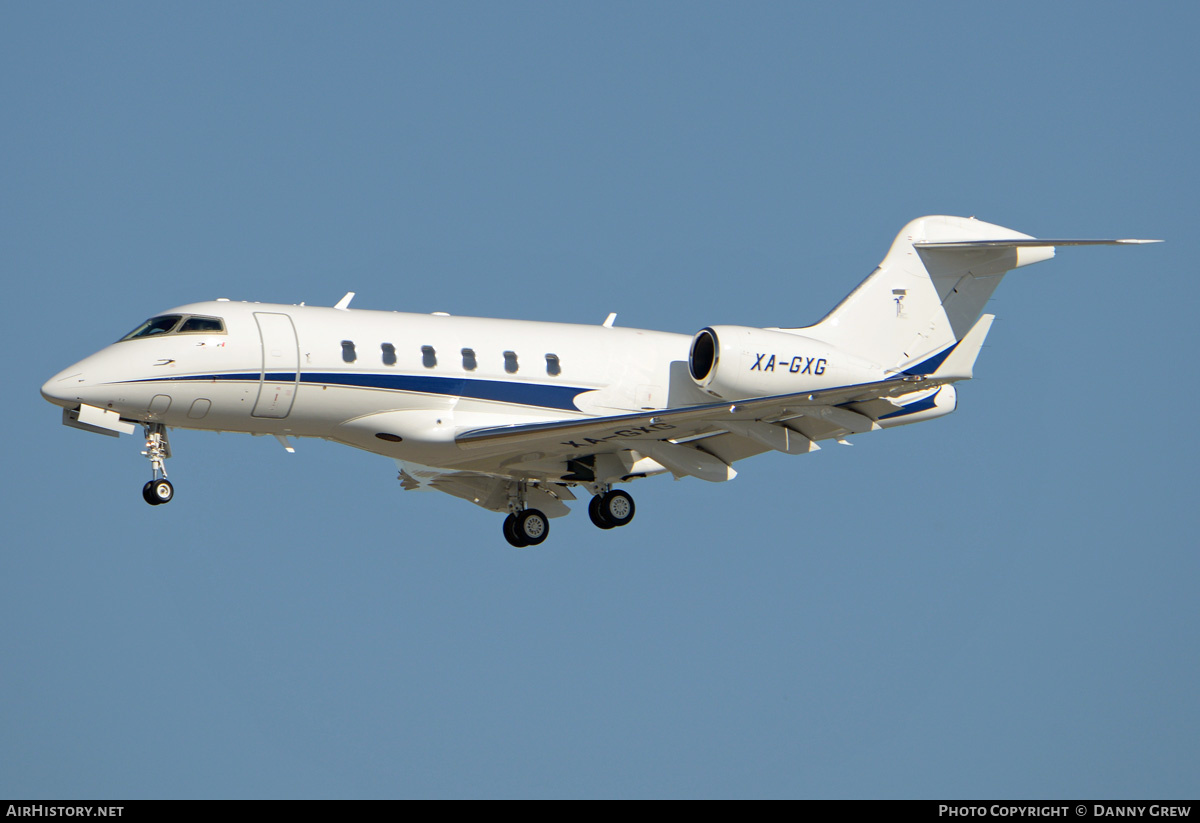 Aircraft Photo of XA-GXG | Bombardier Challenger 300 (BD-100-1A10) | AirHistory.net #341347