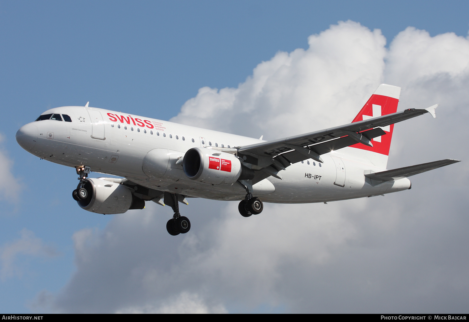 Aircraft Photo of HB-IPT | Airbus A319-112 | Swiss International Air Lines | AirHistory.net #341373