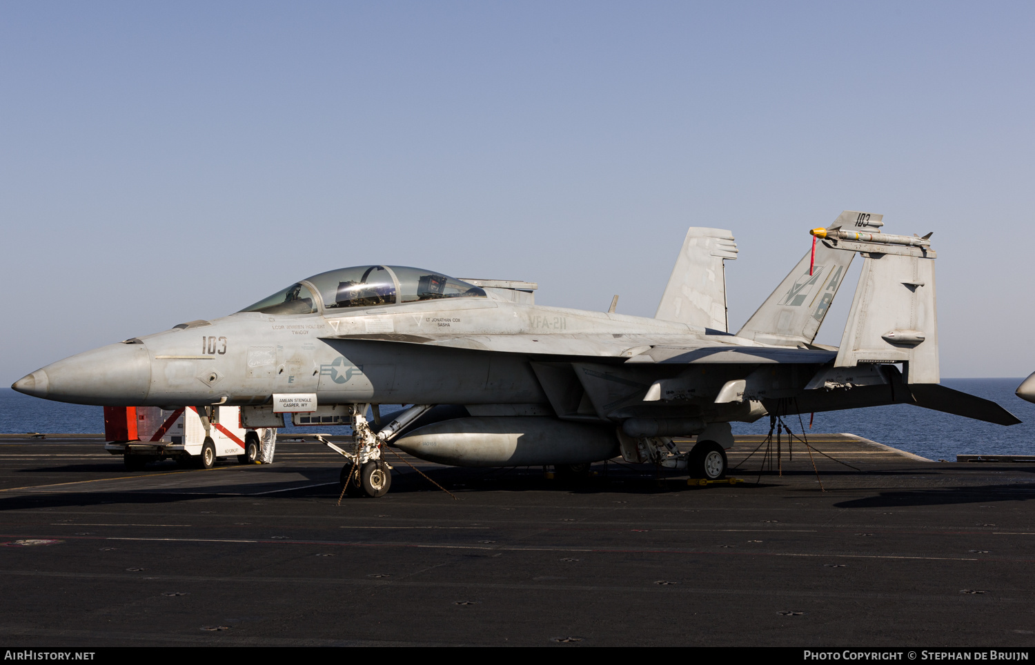 Aircraft Photo of 165798 | Boeing F/A-18F Super Hornet | USA - Navy | AirHistory.net #341402