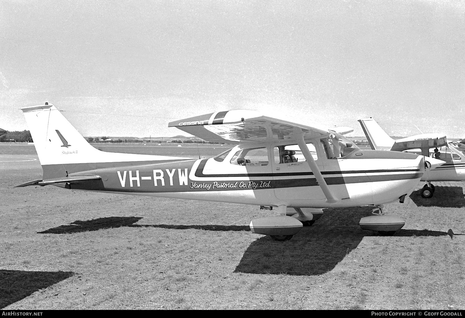 Aircraft Photo of VH-RYW | Cessna 172M Skyhawk | Yanrey Pastoral | AirHistory.net #341521