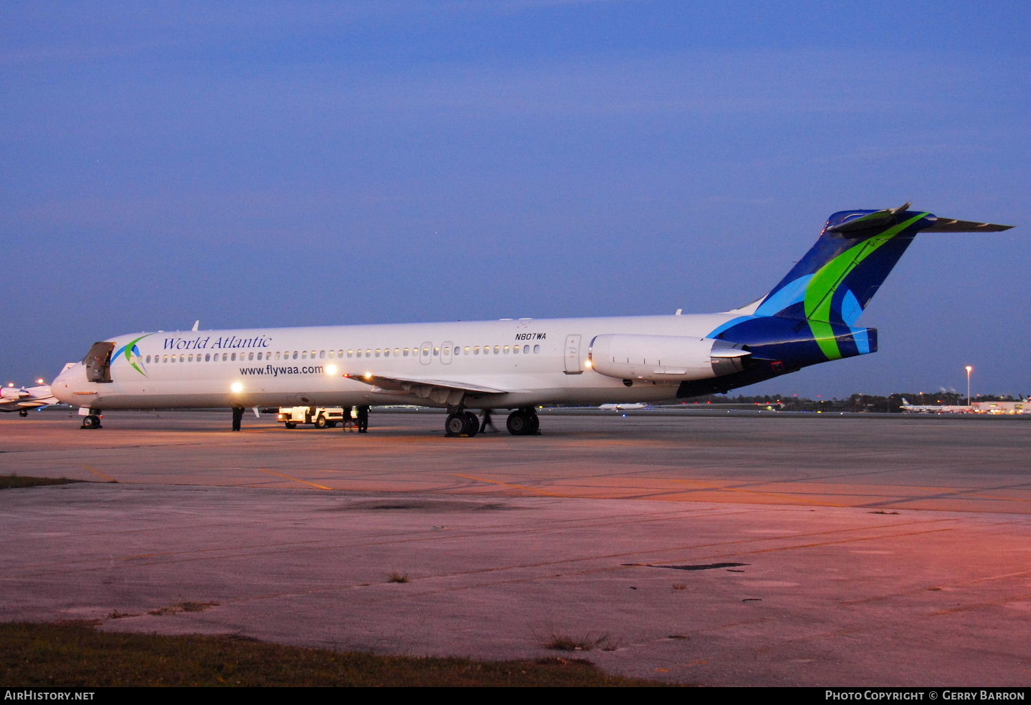 Aircraft Photo of N807WA | McDonnell Douglas MD-83 (DC-9-83) | World Atlantic Airlines | AirHistory.net #341551