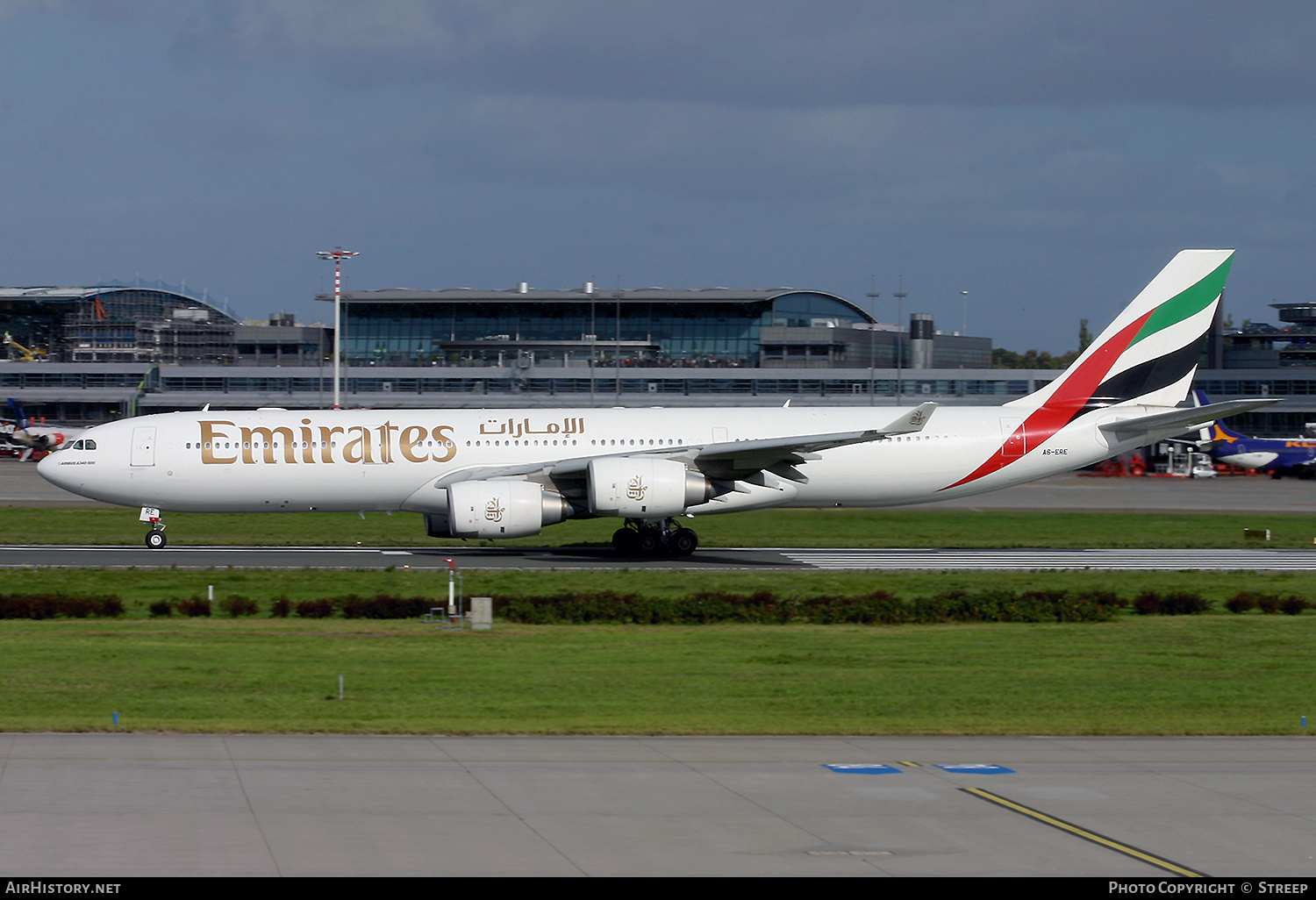 Aircraft Photo of A6-ERE | Airbus A340-541 | Emirates | AirHistory.net #341567