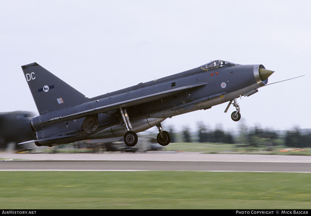 Aircraft Photo of XP764 | English Electric Lightning F3 | UK - Air Force | AirHistory.net #341573