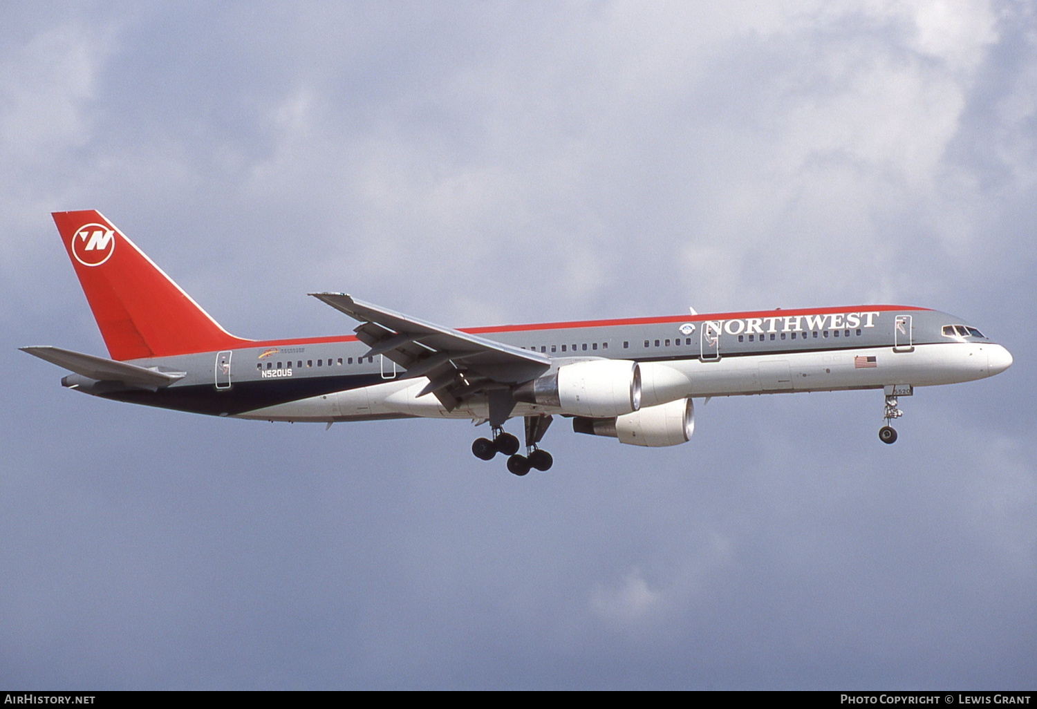 Aircraft Photo of N520US | Boeing 757-251 | Northwest Airlines | AirHistory.net #341579