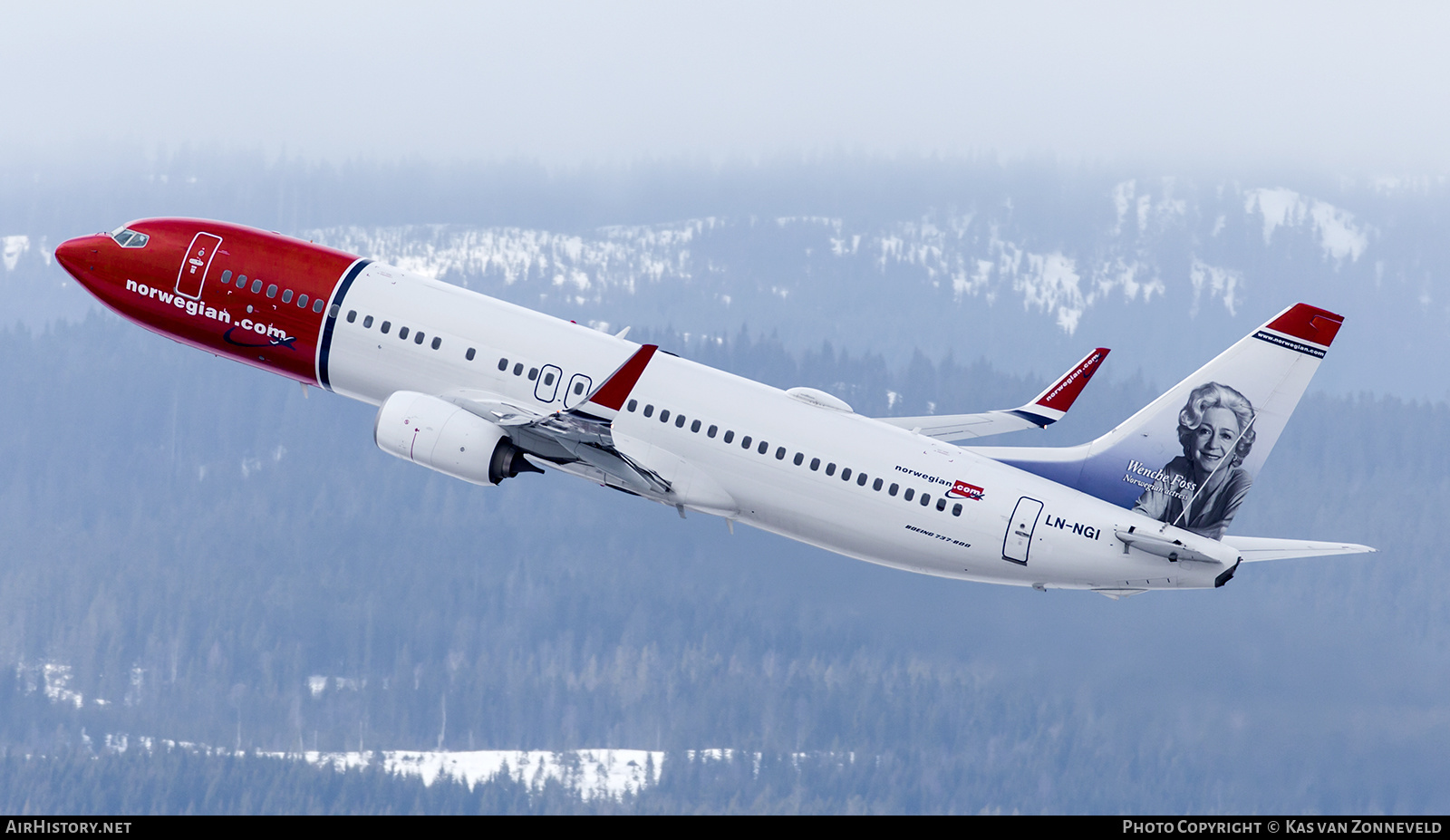 Aircraft Photo of LN-NGI | Boeing 737-8JP | Norwegian | AirHistory.net #341657